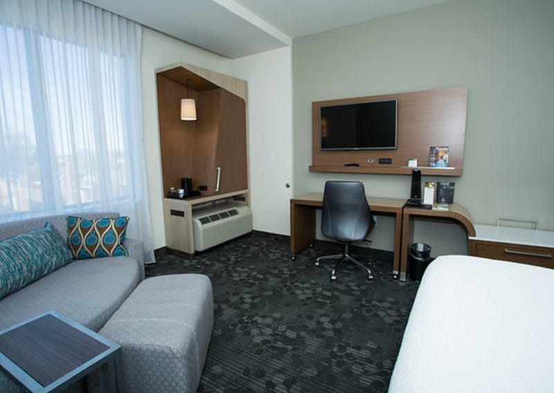 Courtyard By Marriott Lubbock Downtown/University Area Zewnętrze zdjęcie