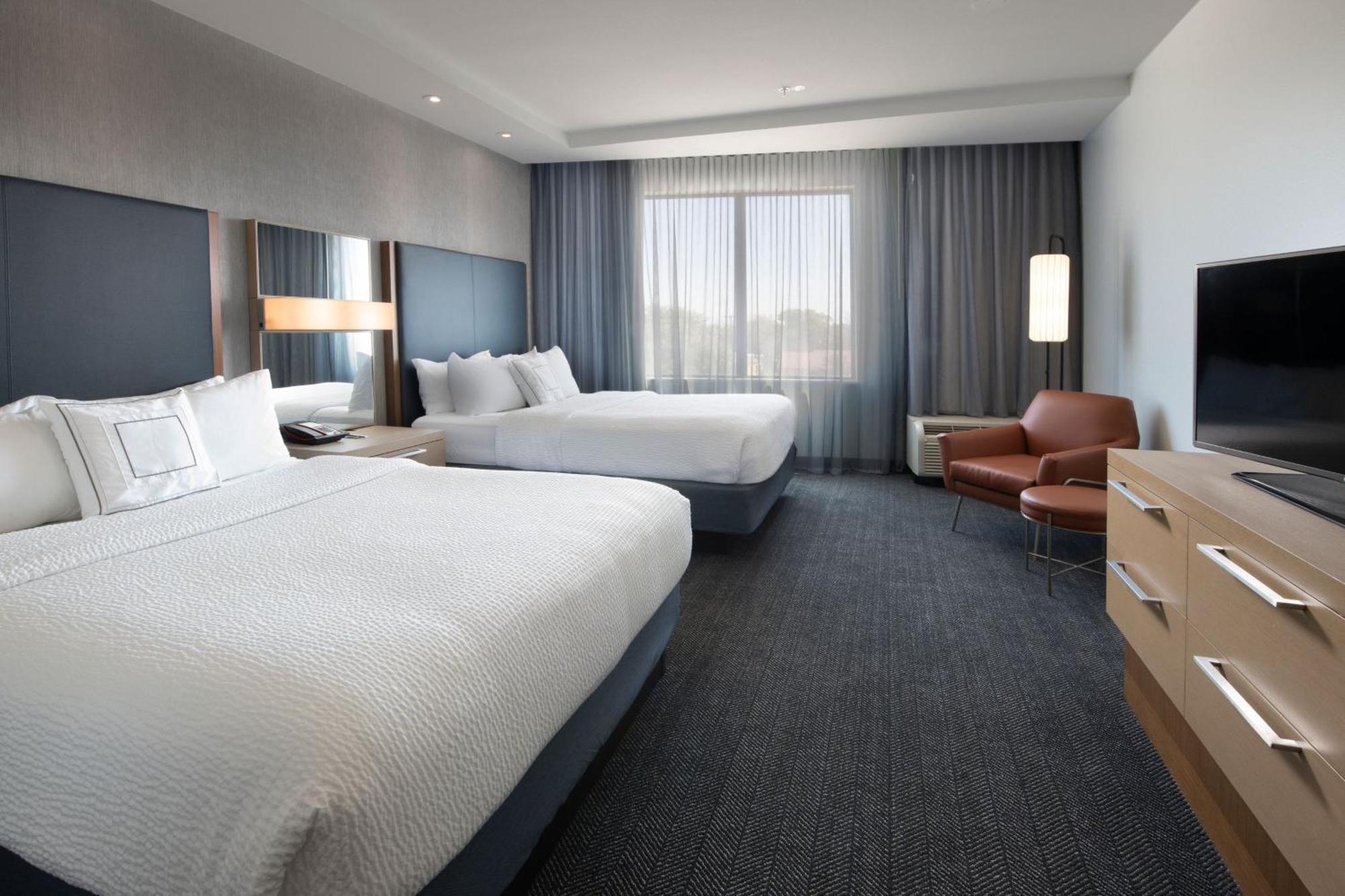 Courtyard By Marriott Lubbock Downtown/University Area Zewnętrze zdjęcie